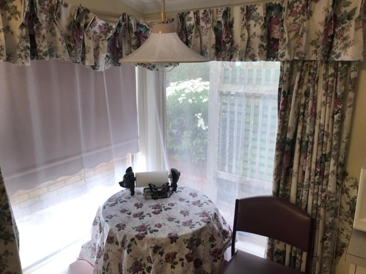 Allansford Lanaud Farm Stay מראה חיצוני תמונה